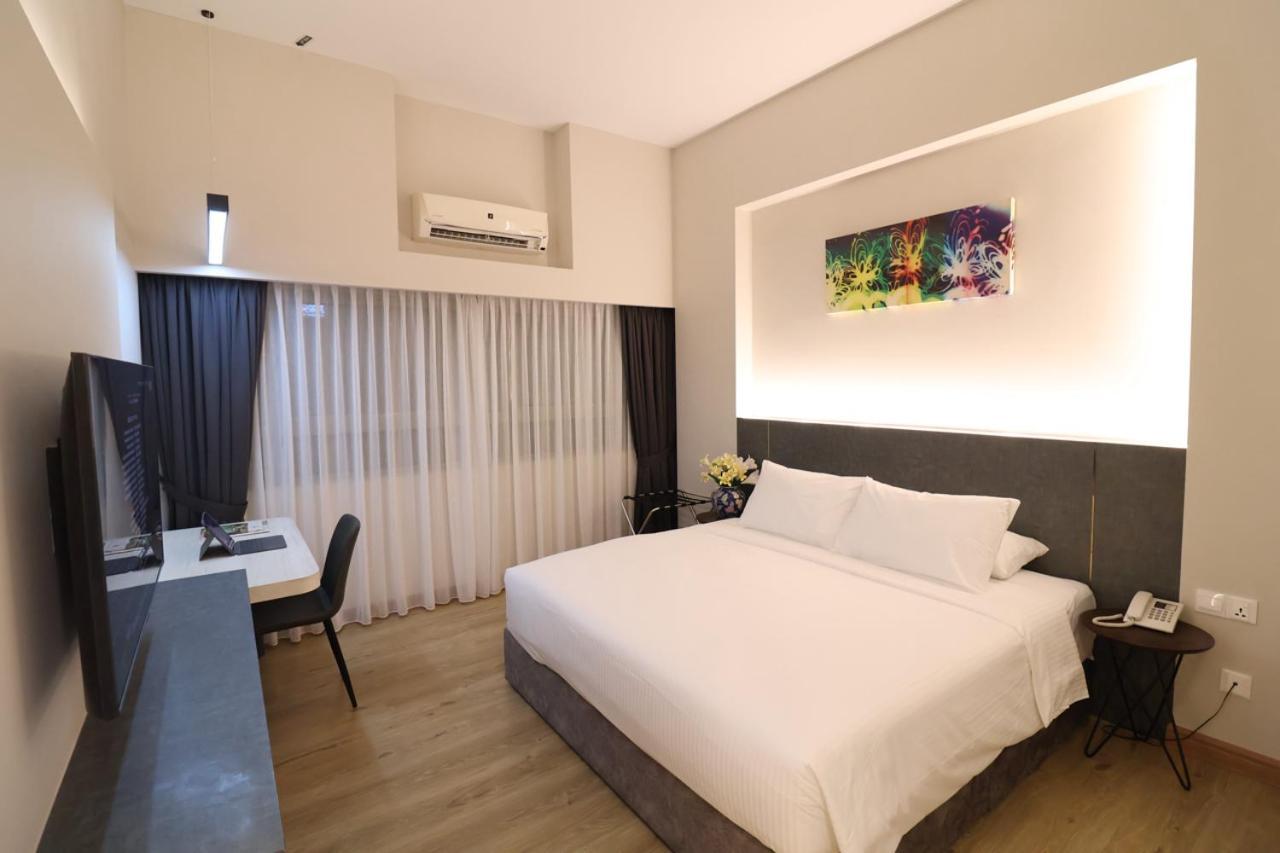 Crown Regency Serviced Suites Kuala Lumpur Exteriör bild